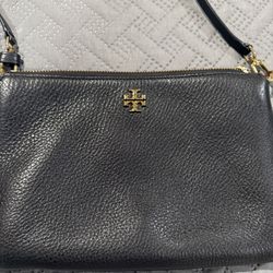 Tory Burch leather cross body purse only $40 or best offer 