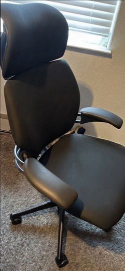 Humanscale Freedom Ergonomic Office Chair