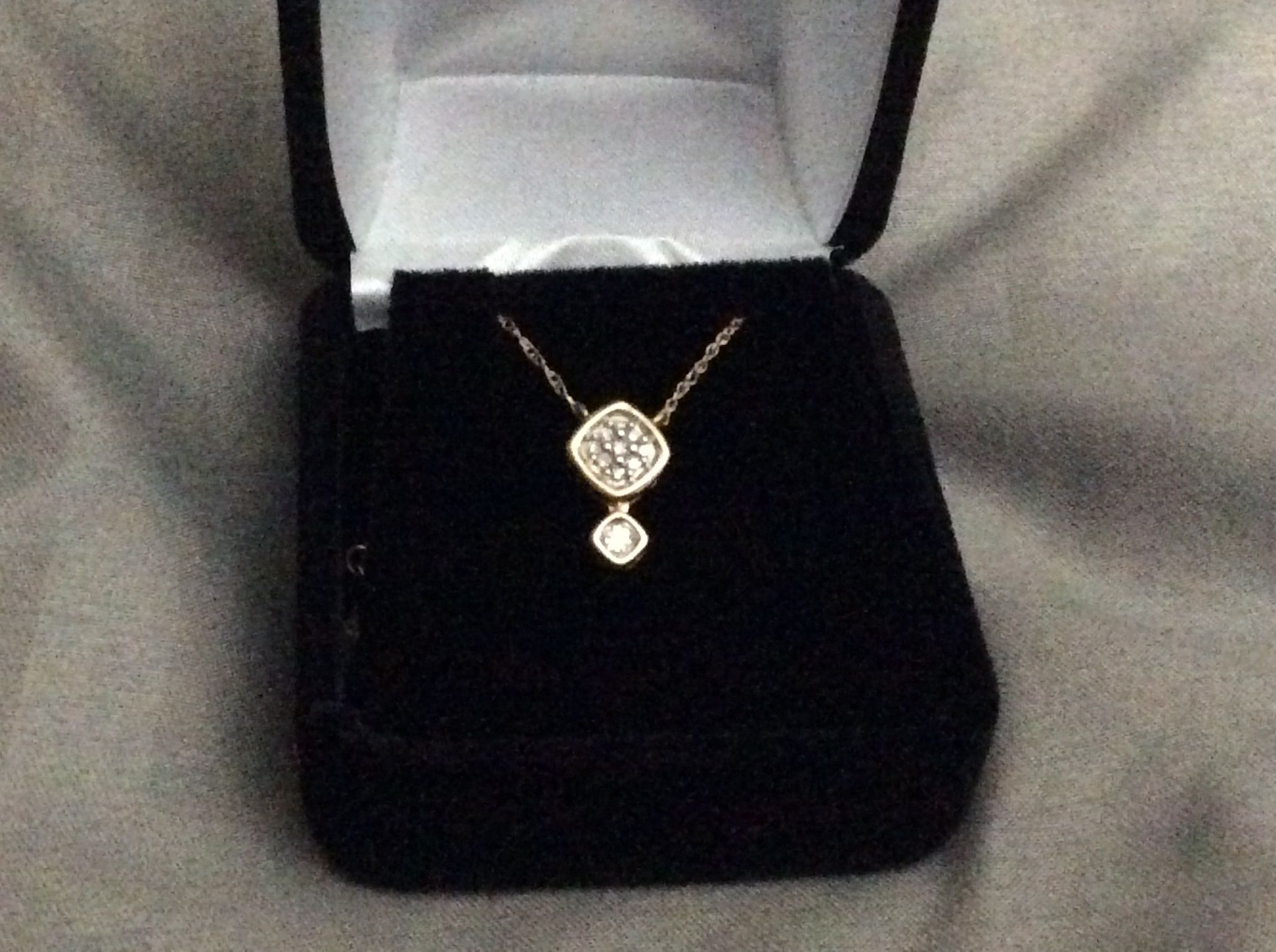 Diamond Pendant Set