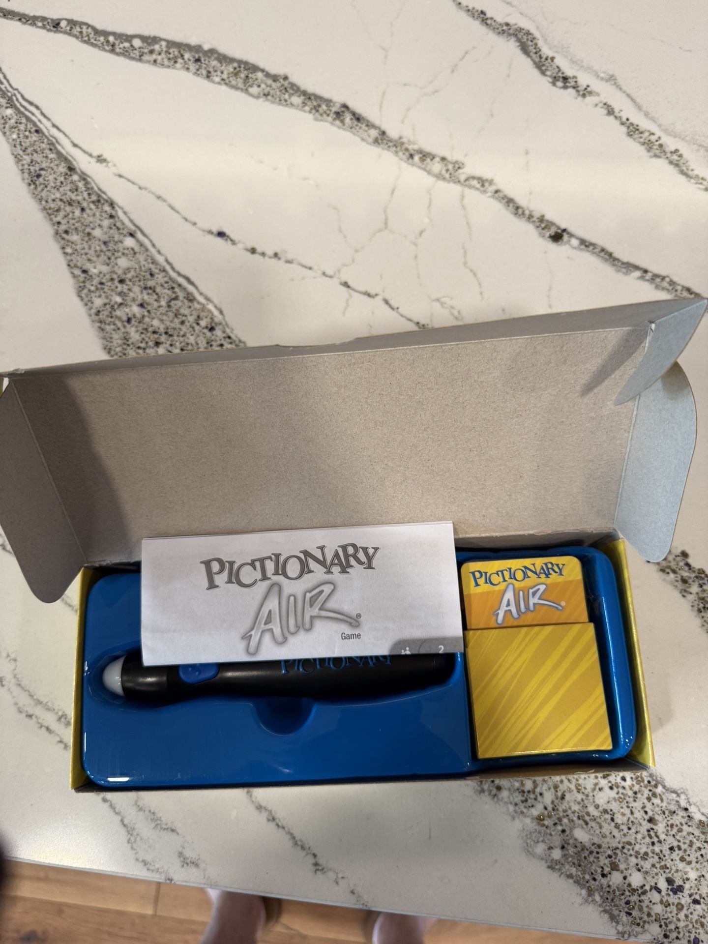 Pictionary air family interactive game-new