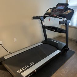 Sole TT8 Treadmill