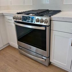 Gas stove
