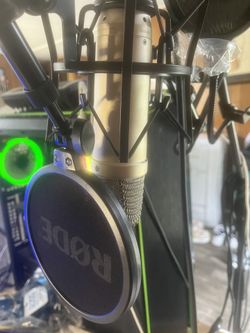 Rode NT1-A with Pop Filter And Shock Mount 