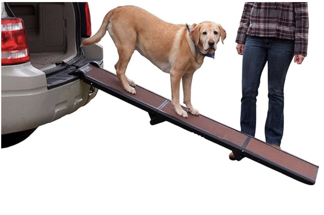 NEW - Pet Gear Ramp for Dogs / Cats. Supports up to 200lbs