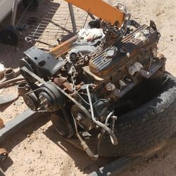 5.7 350 Motor