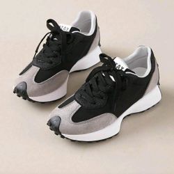 New Black and Gray Running Gym Shoes. Size 8 Women.