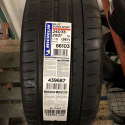 Brand New Tires (1) Michelin Pilot Super Sport (245/35R21) (Single) ($419)