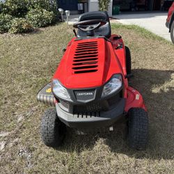 Craftsman T10 Lawnmower In Red