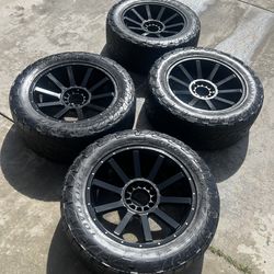 Moto metal 20x10 6 lug universal make an offer need gone asap