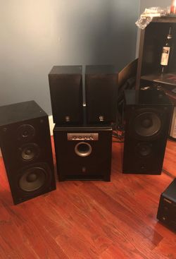 Yamaha 5 Speaker + Sub Surround Sound