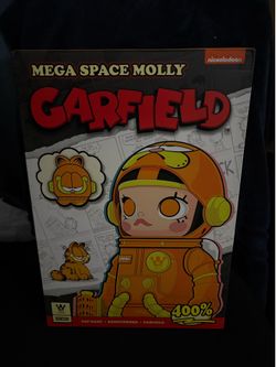 Popmart garfield 400% space molly