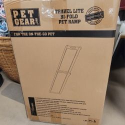 New Pet Gear Travel Lite Bi-fold Pet Ramp