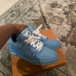 Lv Trainers 