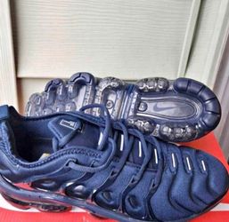 Men Nike Vapormax Plus Message Me Your Size you needed