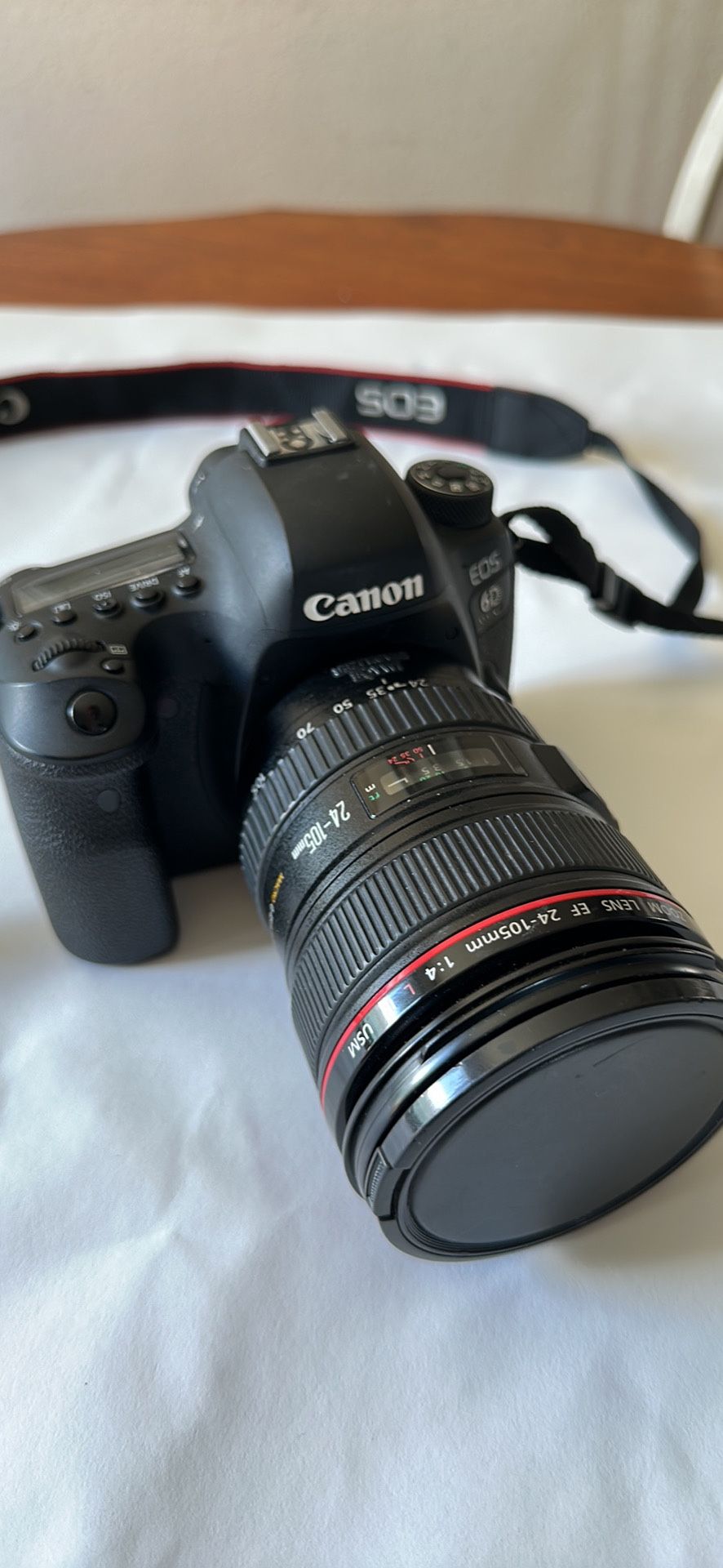 Canon Eos Mark 2 With Canon EF 24-105mm Lens
