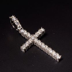 925 Silver Cross Pendant VVS D
