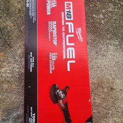 Milwaukee M18 Grinder 