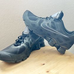 Y2K Nike 2011 Shox Turbo 454166-001 Black Running Shoe Sneaker Size 14