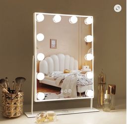 9 Bulb LED Vanity Mirror
