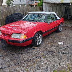 1990 Ford Mustang