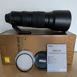Nikon AF-S FX NIKKOR 200-500mm f/5.6E ED VR Zoom Lens