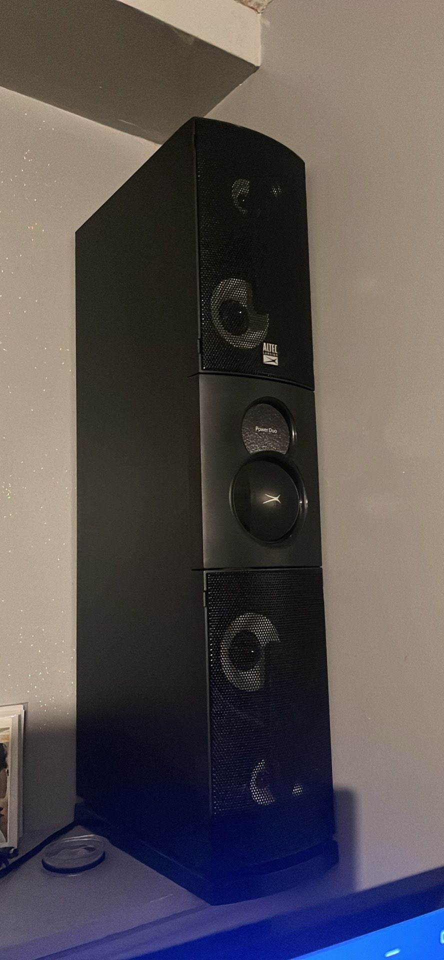 Room Speaker Altec Lansing To Loud !