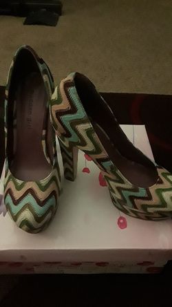 Heels size 7 1/2