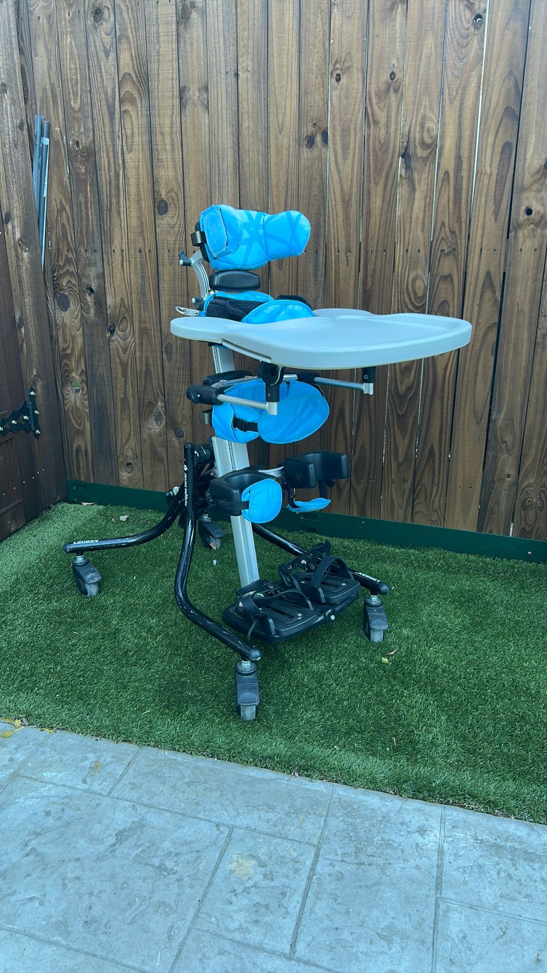 Leckey squiggles 1 stander