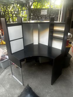 IKEA Corner Desk (MICKE)