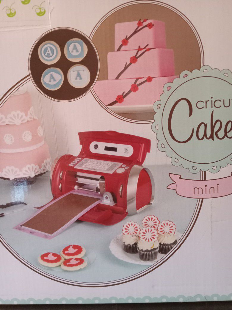 Cricut cake mini ~red