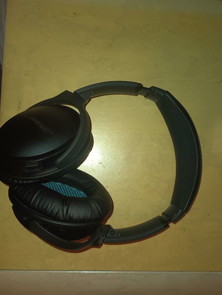 Bose Quiet Comfort Headphones 