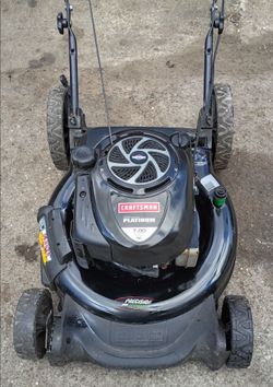 Excellent Condition! Craftsman Platinum 7.0 HP Gas Powered Lawnmower!