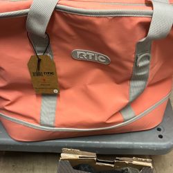  RTIC Insulated Tote Bag