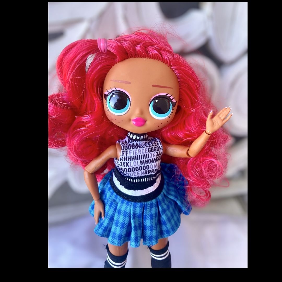LOL Surprise OMG Class Prez Fashion Doll Series 3 with original Outfit & Shoes