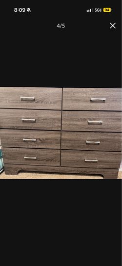 8 drawer dresser & 2 door nightstand