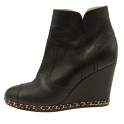 Chanel 💯 % AUTHENTIC Black Leather Booties w/ Chain Trim sz 38