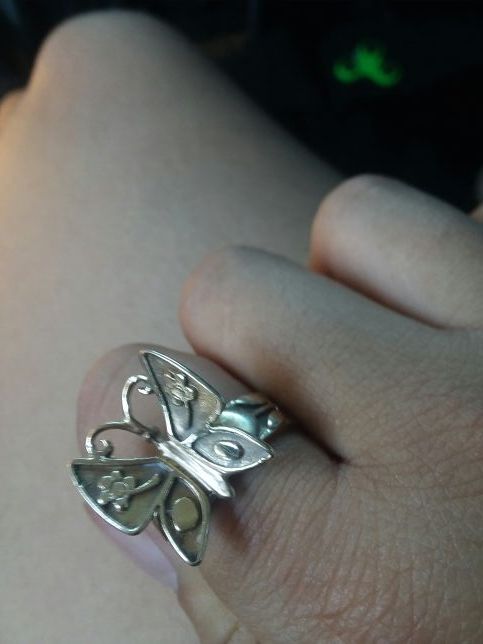 Gold mariposa ring 14k James avery