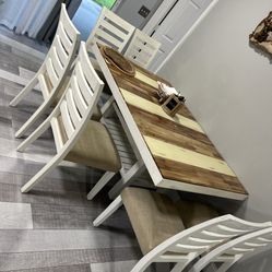 Dinning Table