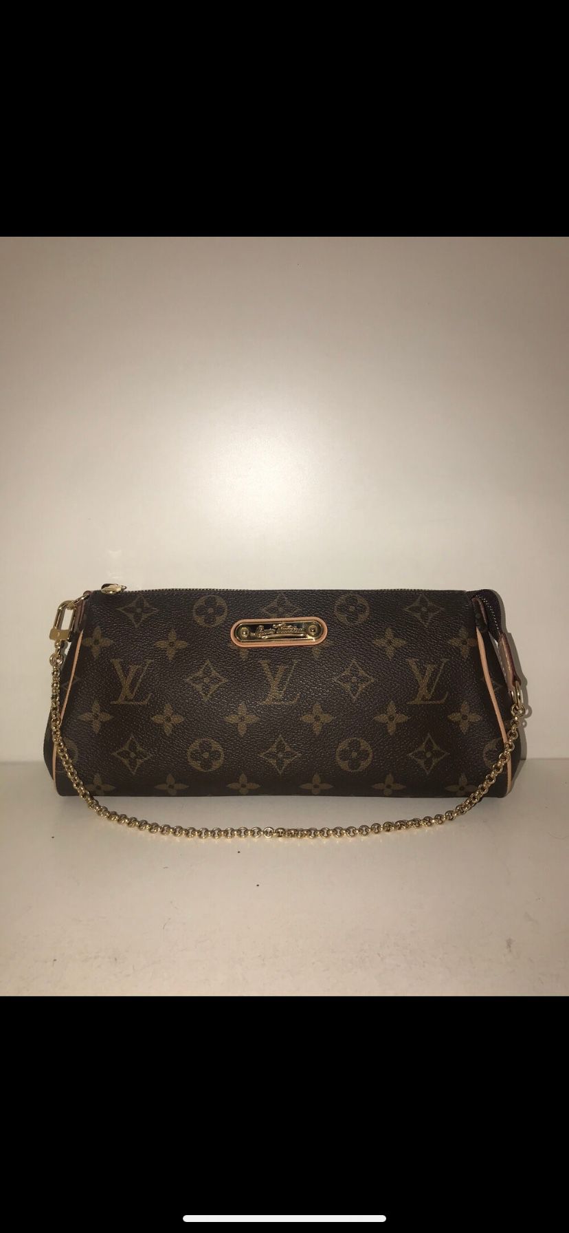Eva cross body. Authentic and in mint condition!