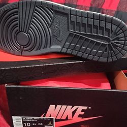 Paris Saint-Germain and Air Jordan 1 Retro Low OG “Sail Pink Oxford”