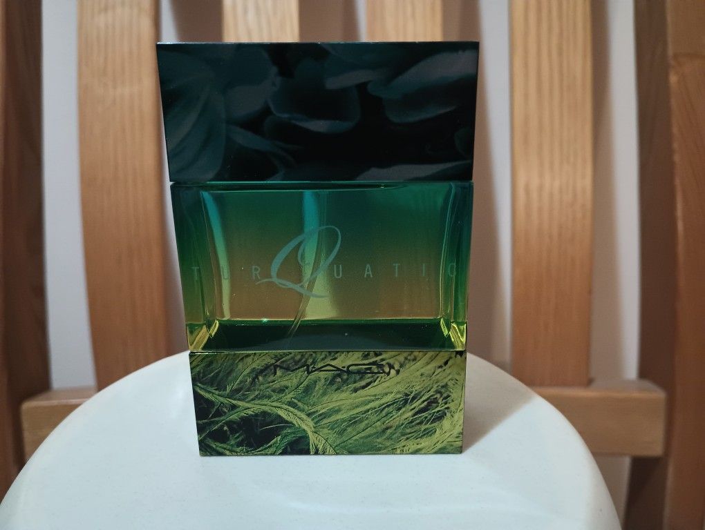 Mac TuQuatic Perfume
