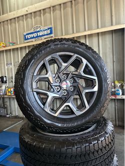 2026 GMC SIERRA WHEELS SIZE 20” TIRE SIZE (contact info removed) BRIDGESTONE  ONLY 250 MILES FINANCE AVAILABLE