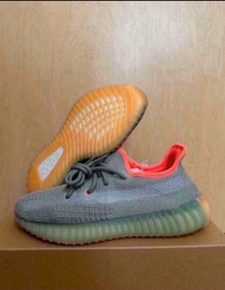 Adidas Yeezy Boost 350 V2 Desert Sage Size 5 Mens / 6 Womens FX9035 Brand New