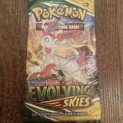 2021 Pokemon TCG Sword and Shield Evolving Skies 10 card Booster Pack