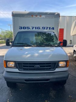2006 Ford E-350