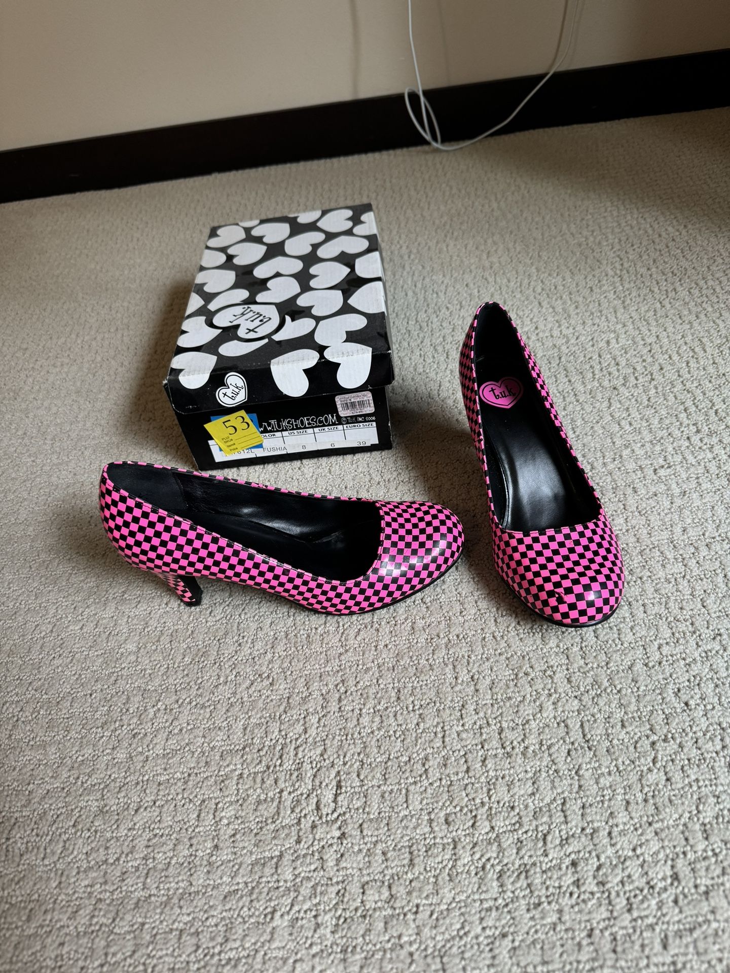 Hot pink Checker Heels Sz 8