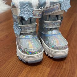 Frozen Snow Boots Size 9 Never Used