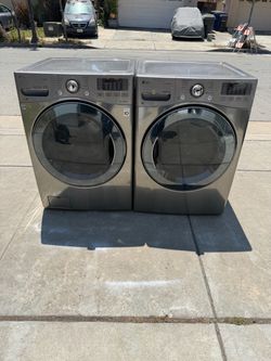 LG washer/dryer (Gas Dryer + Stackable) 30 day warranty