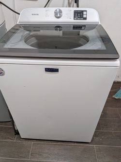 Maytag 5.3 cubic ft. XL Capacity Washer