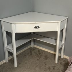 Corner Desk